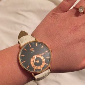 White snake skin BT Quartz watch